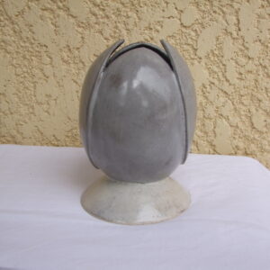 Vase tulipe modelé par estampage avec 2 terres chamottés