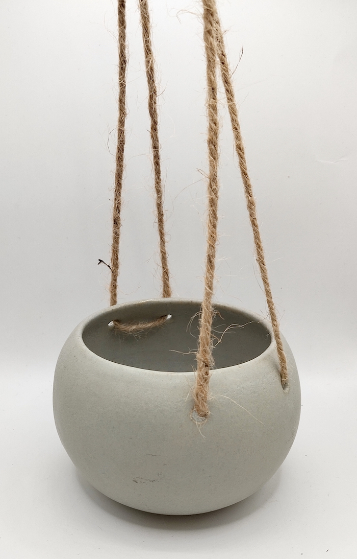 suspension pour fleur tournée dans mon atelier Terre d'Aur en Dordogne